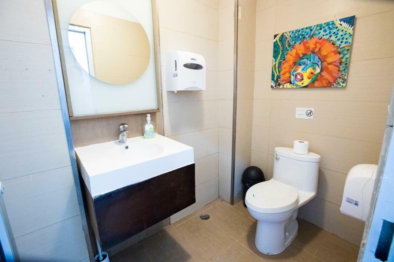 Whostal Santiago De Los Caballeros Ngoại thất bức ảnh